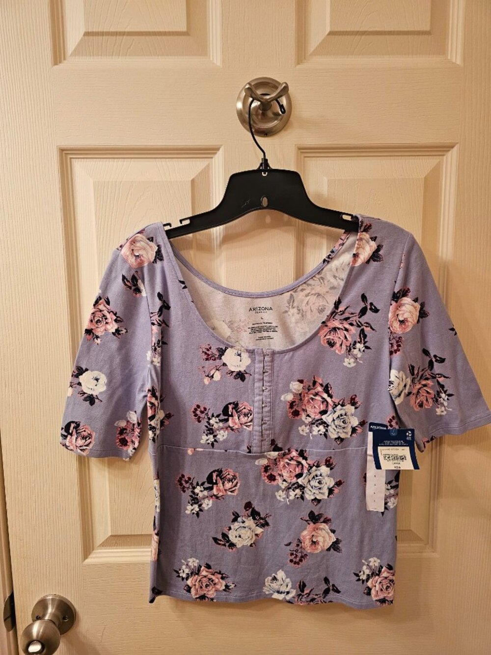 NWT Arizona Large Periwinkle Floral Crop Top